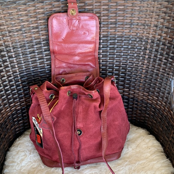 BPC Design Genuine Leather Shoulder Bag - Picture 7 of 16